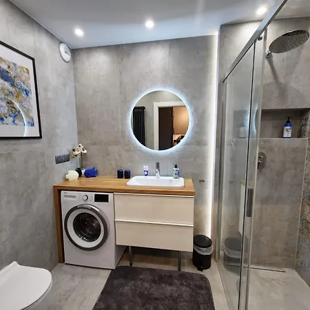 Harry's Apartment/centrum/parking アパート ヴロツワフ