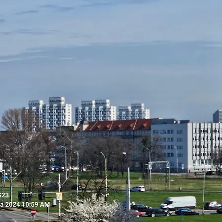 アパート Harry's Apartment/centrum/parking ヴロツワフ